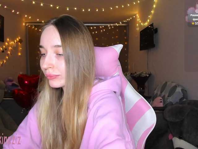 Polikinesis's BongaCams show and profile