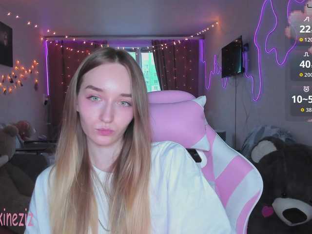 Polikinesis's BongaCams show and profile