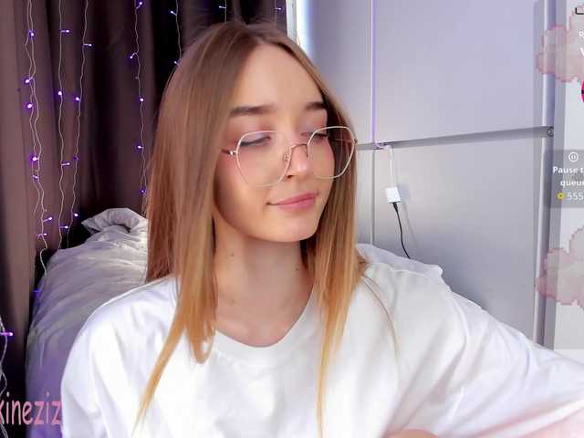 Polikinesis's BongaCams show and profile