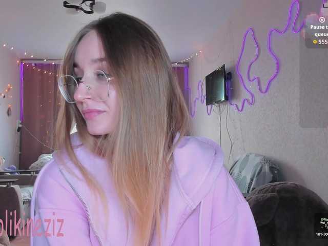 Polikinesis's BongaCams show and profile