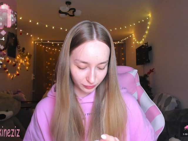 Polikinesis's BongaCams show and profile