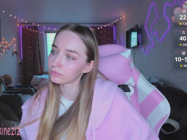 Polikinesis's BongaCams show and profile