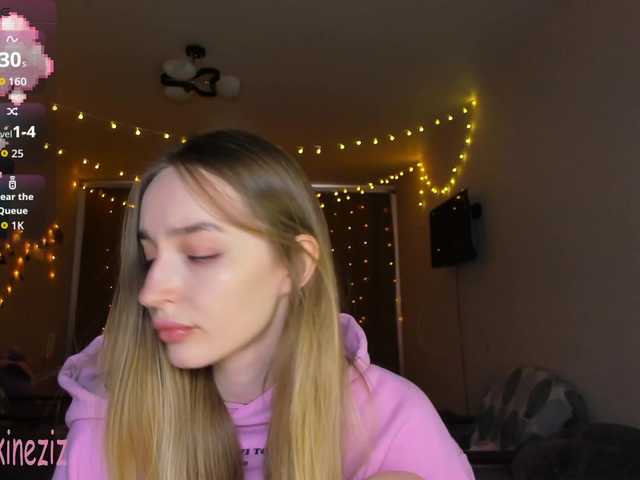 Polikinesis's BongaCams show and profile