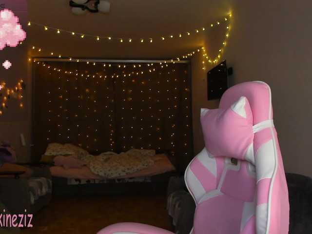 Polikinesis's BongaCams show and profile