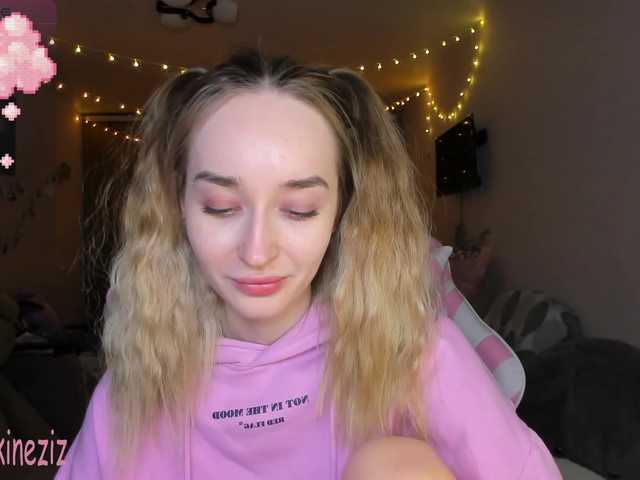 Polikinesis's BongaCams show and profile