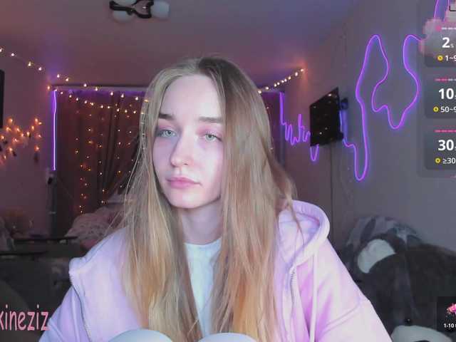 Polikinesis's BongaCams show and profile