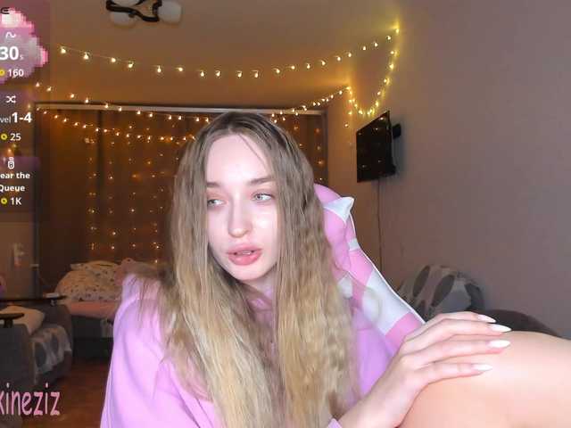 Polikinesis's BongaCams show and profile