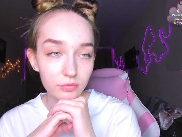 Polikinesis's BongaCams show and profile