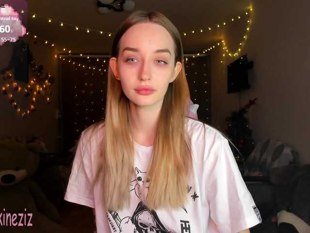 Polikinesis's BongaCams show and profile