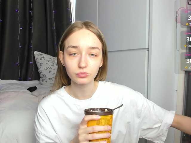 Polikinesis live cam