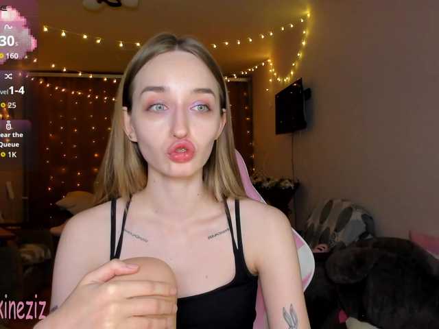 Polikinesis's BongaCams show and profile