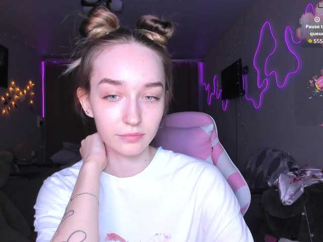 Polikinesis's BongaCams show and profile