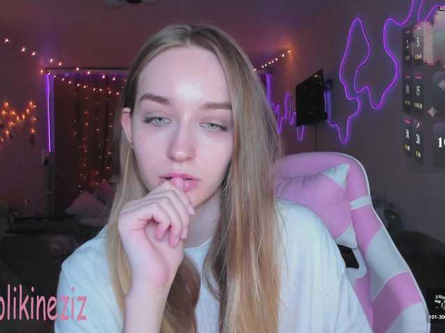 Polikinesis's BongaCams show and profile