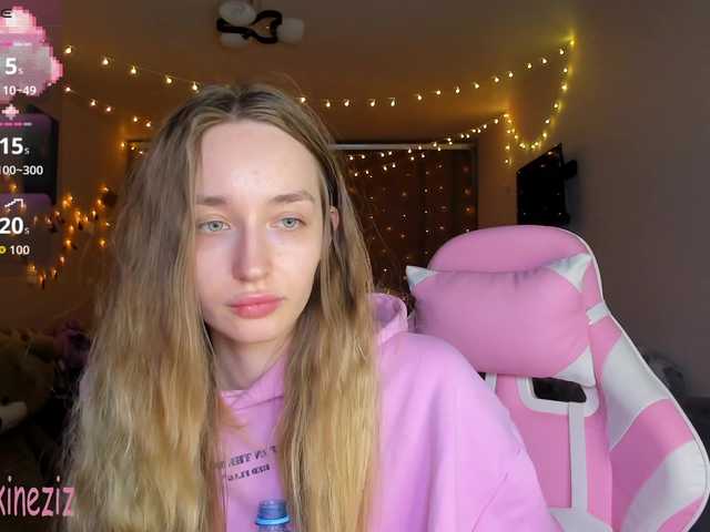 Polikinesis's BongaCams show and profile