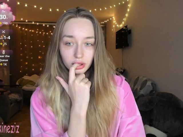 Polikinesis from BongaCams