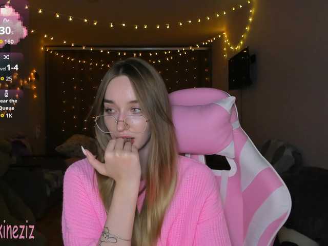 Polikinesis's BongaCams show and profile