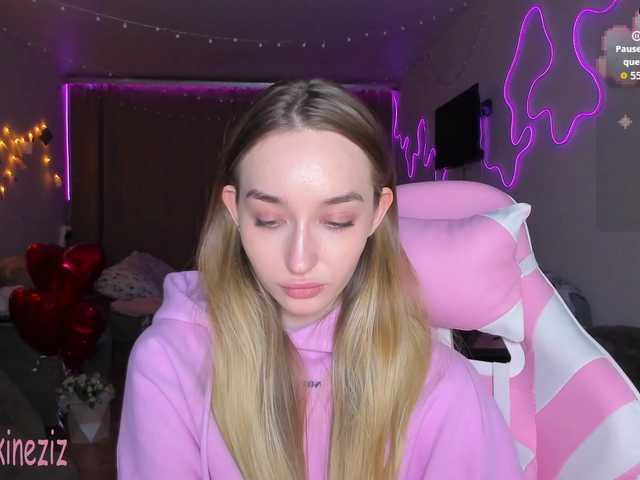 Polikinesis's BongaCams show and profile