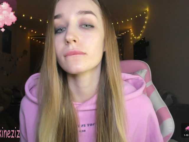 Polikinesis's BongaCams show and profile