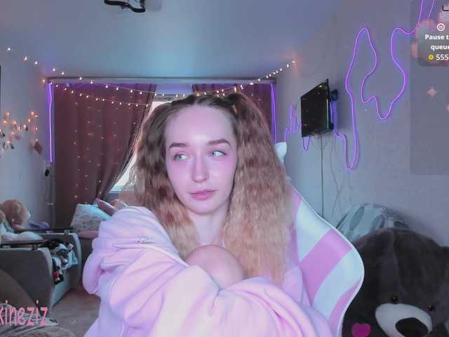 Polikinesis's BongaCams show and profile