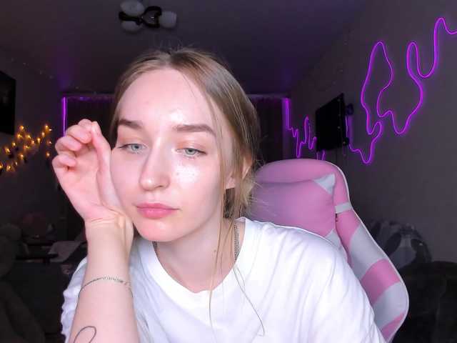 Polikinesis's BongaCams show and profile