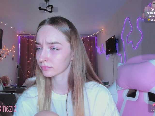 Polikinesis's BongaCams show and profile