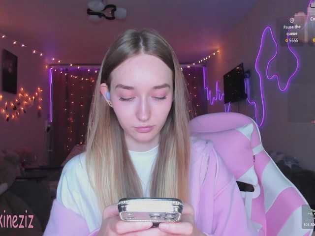 Polikinesis's BongaCams show and profile