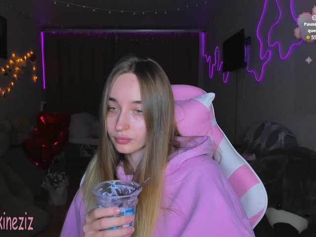 Polikinesis Live Cam on BongaCams