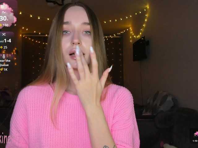 Polikinesis's BongaCams show and profile