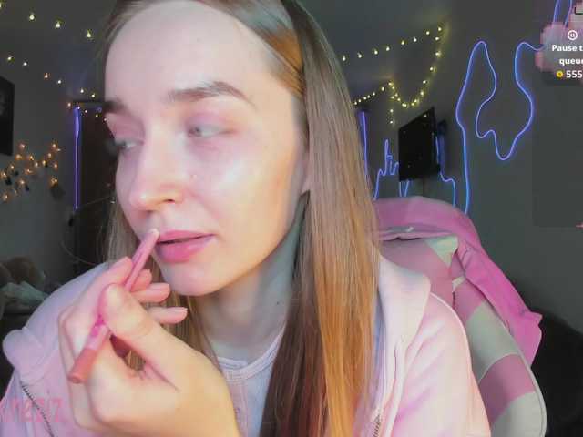 Polikinesis's BongaCams show and profile