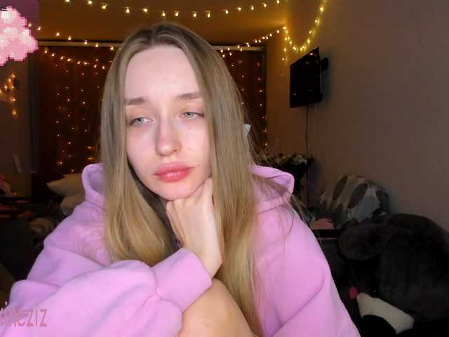 Polikinesis from BongaCams