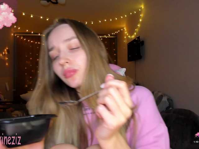 Polikinesis from BongaCams