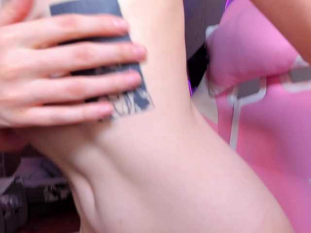 Polikinesis's BongaCams show and profile