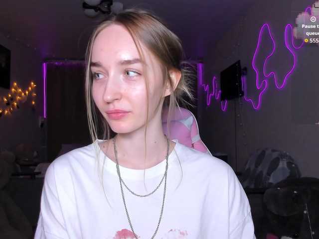 Polikinesis's BongaCams show and profile