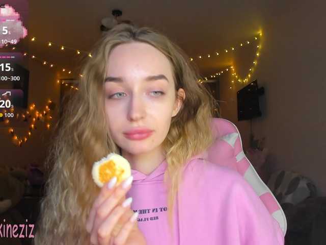 Polikinesis's BongaCams show and profile