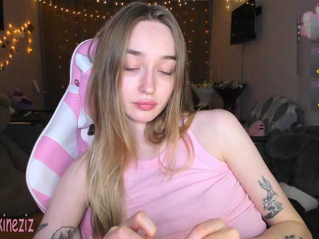 Polikinesis's BongaCams show and profile