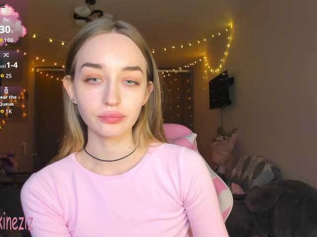 Polikinesis's BongaCams show and profile