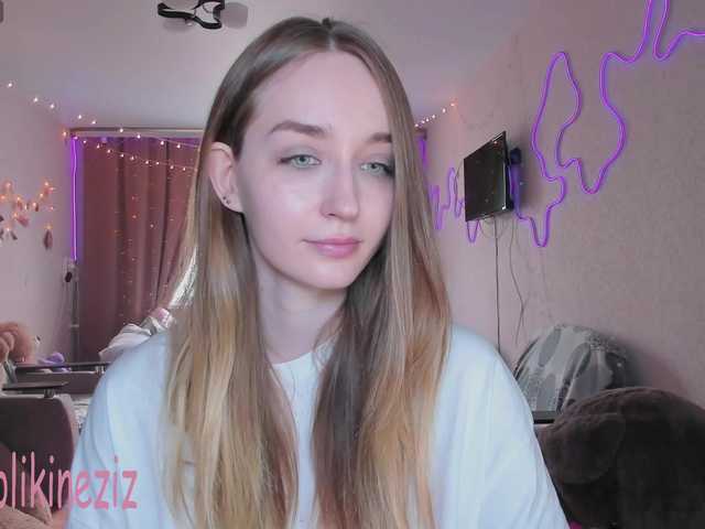 Polikinesis's BongaCams show and profile