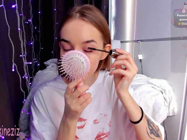 Polikinesis's BongaCams show and profile