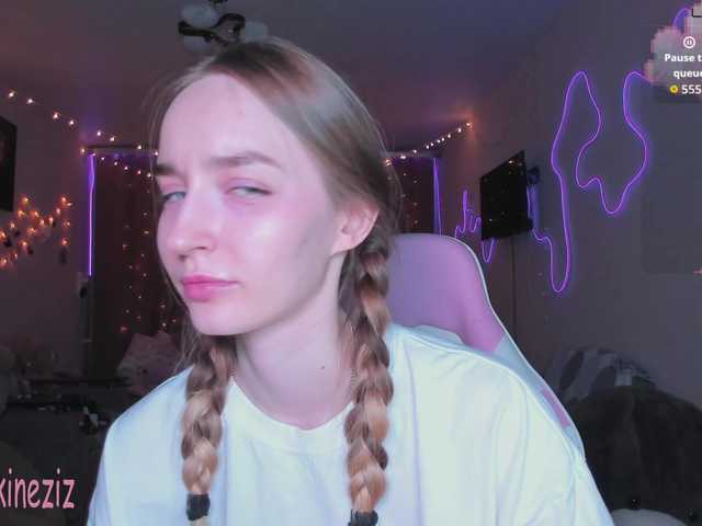 Polikinesis's BongaCams show and profile