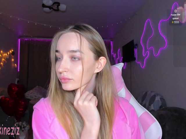 Polikinesis's BongaCams show and profile