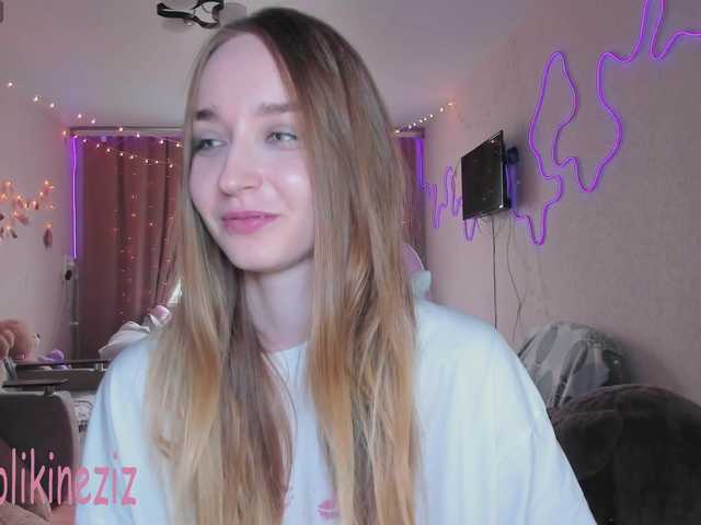 Polikinesis's BongaCams show and profile