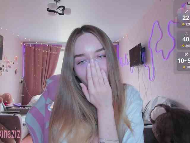 Polikinesis Live Webcam on BongaCams