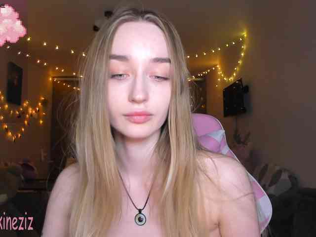 live amateur cam Polikinesis