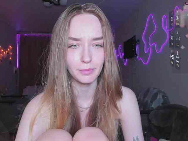 Polikinesis Live Webcam on BongaCams