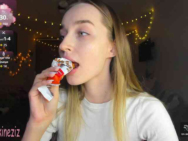 Polikinesis Live Webcam on BongaCams