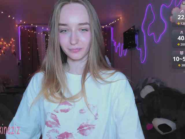 Polikinesis Live Webcam on BongaCams