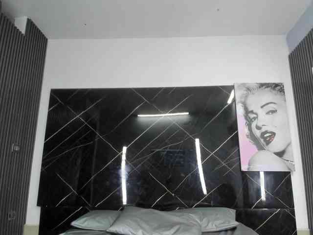 ada-brooke Live Webcam on BongaCams