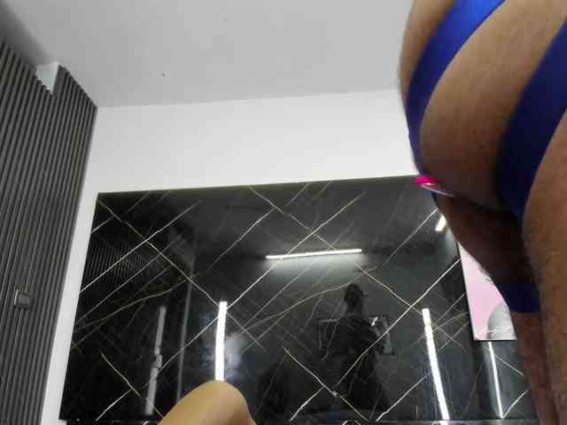 ada-brooke Live Webcam on BongaCams