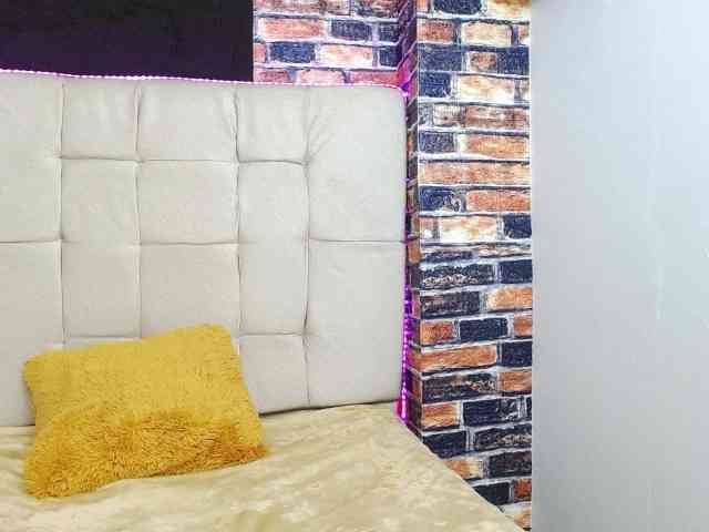 marilunabrown303av webcam