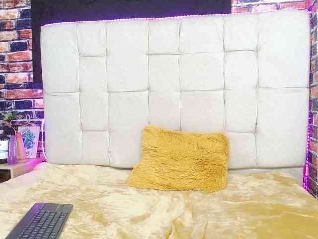marilunabrown303av webcam